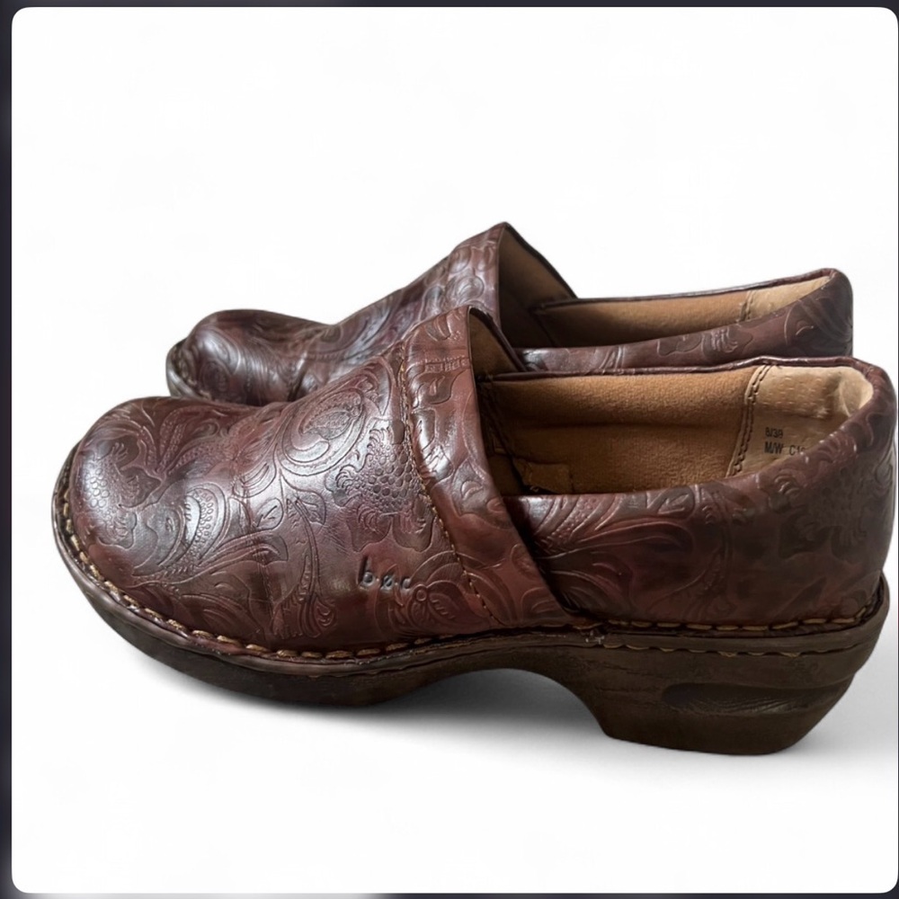BOC Born Concept Embossed Leather Clogs Size 8 Brown Slip On - Picture 3 of 6